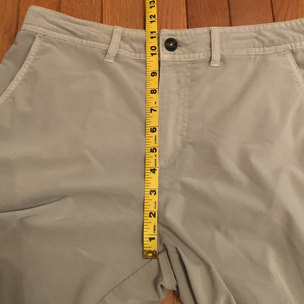 Valor Collection Shorts (Light Tan) - Picture 11 of 12
